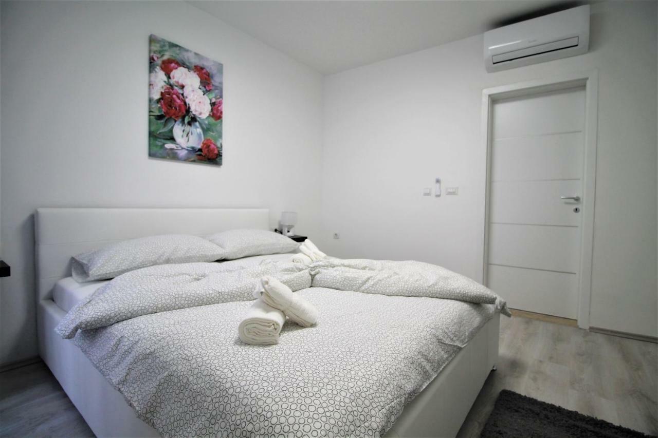 Apartment Arbel *