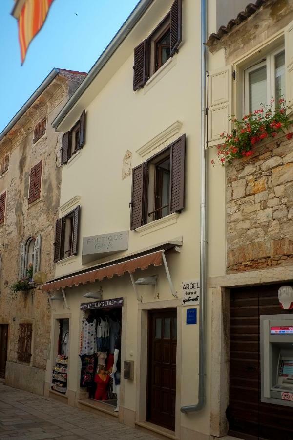 Arbel Apartment *